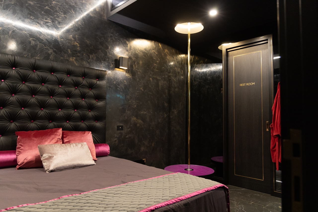 The Harem Palace party room